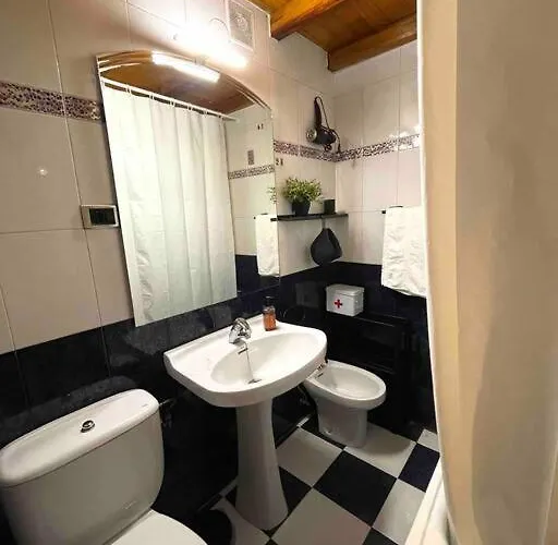 Casa En Casco Antiguo * 쿠딜레로